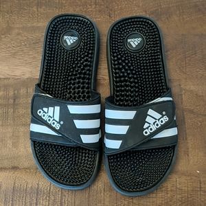 Adidas Adissage Slides